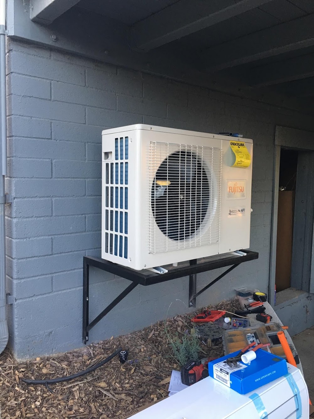 Delo Air – Kitchen Hoods, Air Balancing, & HVAC