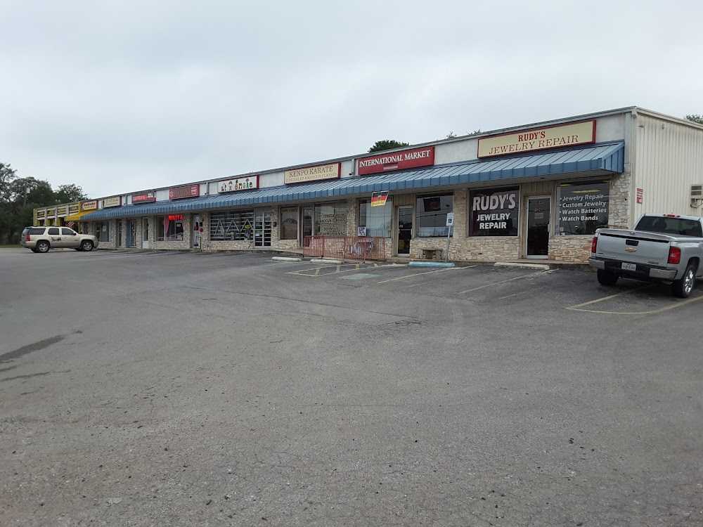 Nene’s Exotic Beauty Braiding & Weaving Place